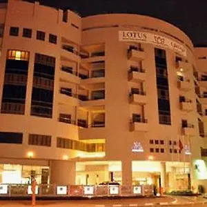 Lotus Grand **** Dubaj